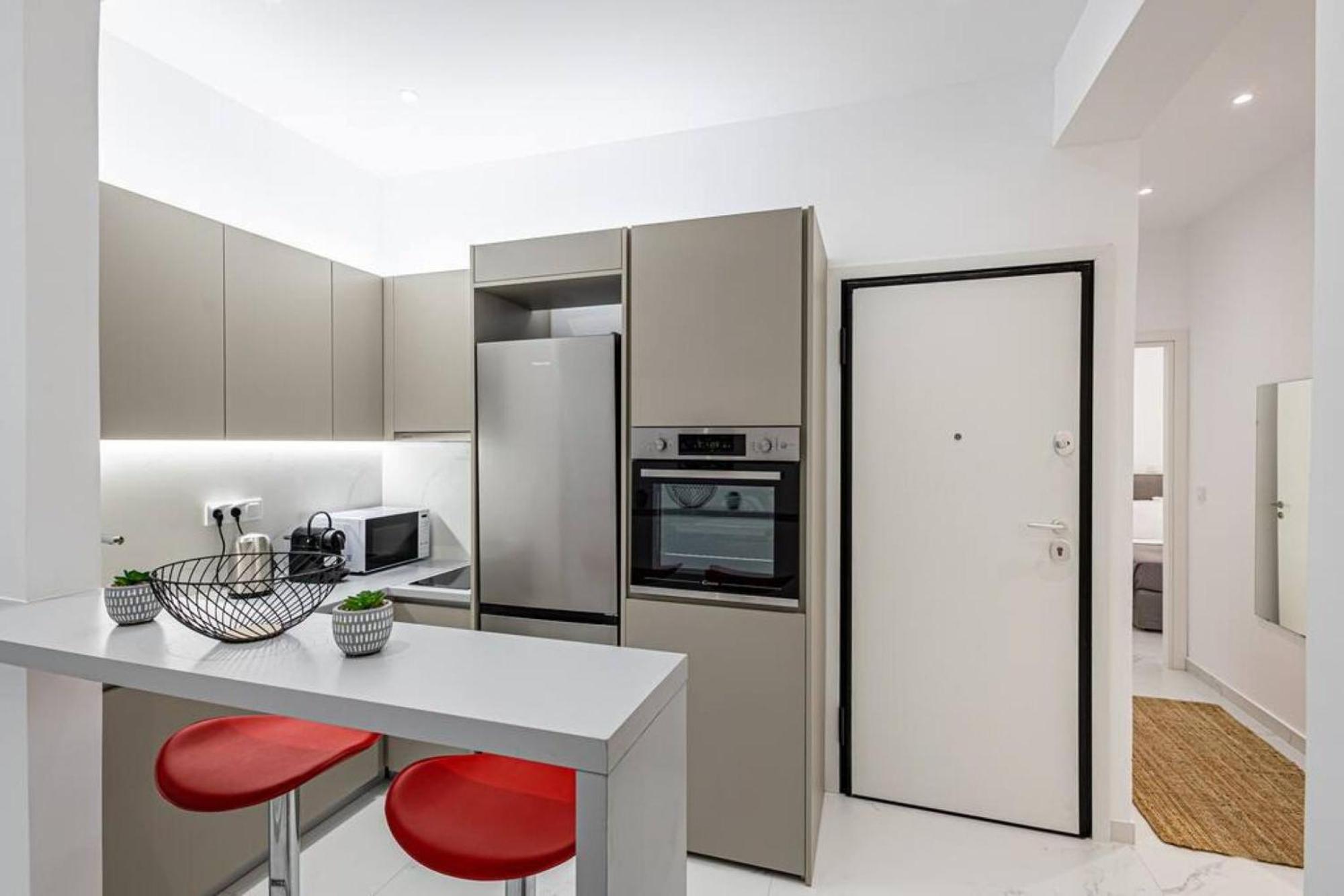 Acropolis Luxury Apartment Атина Екстериор снимка